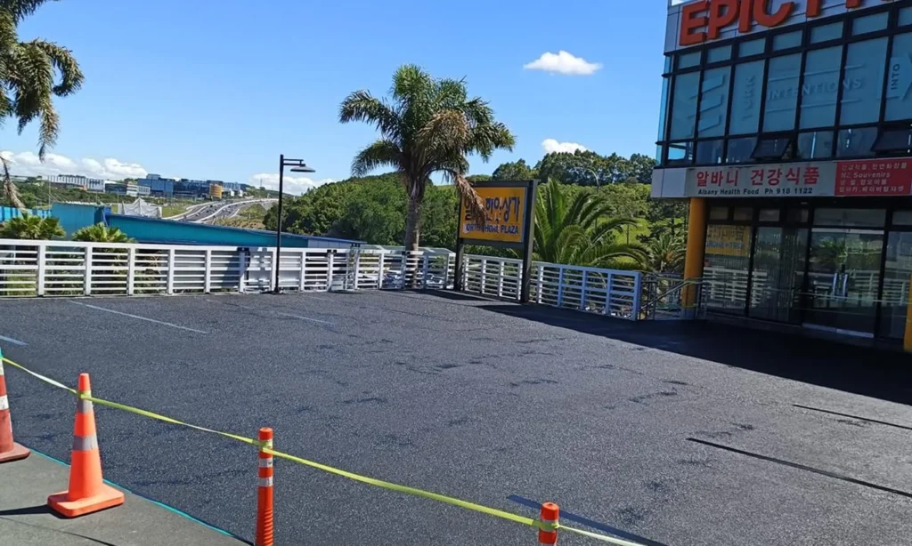 4 Arrenway Drive Asphalt Renewal